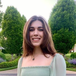 Meet your Posher, Lauren